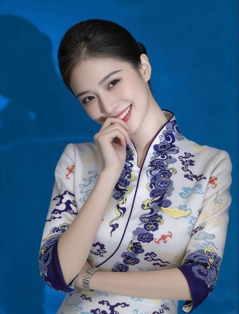 SN306-杭州 - 漫步云端的极致比例 | 董事长