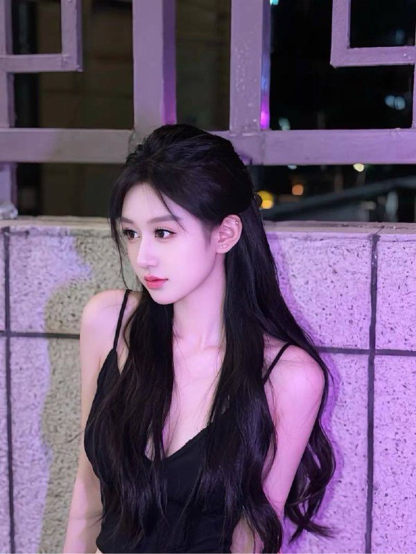 SN588-长沙-高挑百变的宝藏女孩