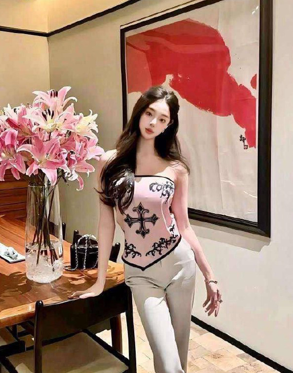 北京高颜值女生，北京白领，北京找女生开空调