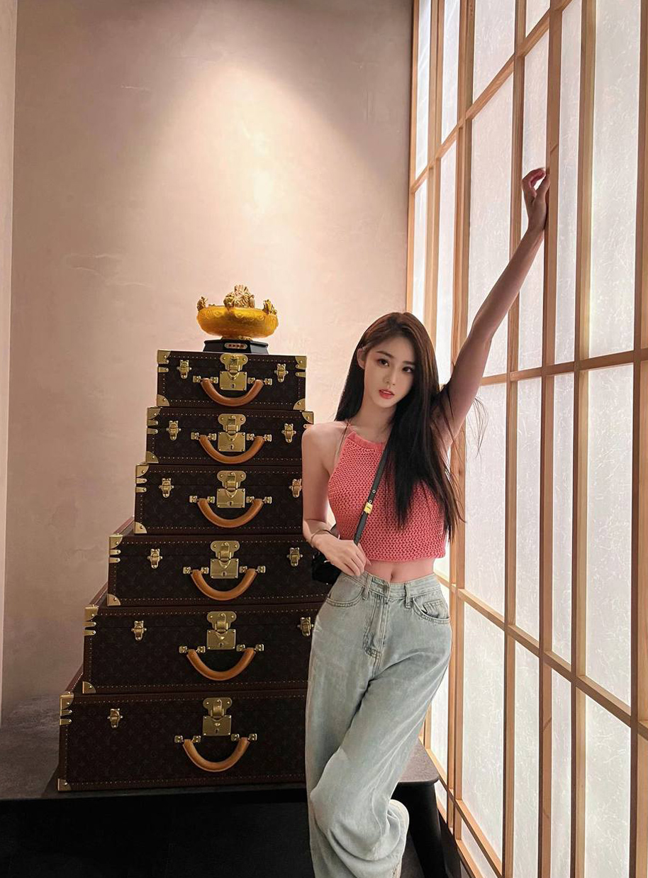 北京瑜伽老师，北京模特，北京高端资源