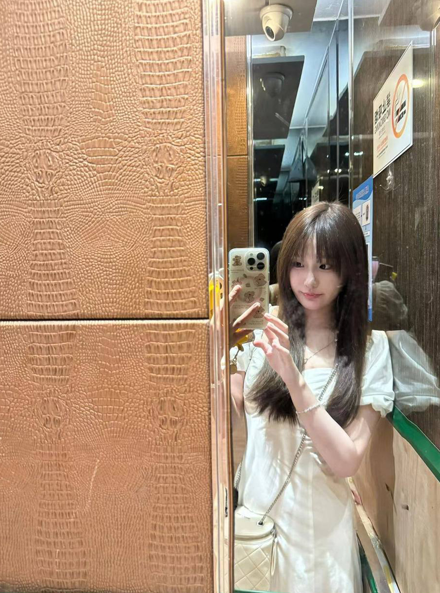 深圳约网红，外围招聘是什么条件，深圳学生