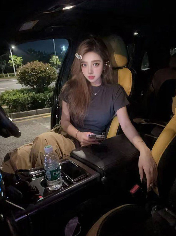 深圳商务模特，深圳找女生吃饭聊天，深圳兼职