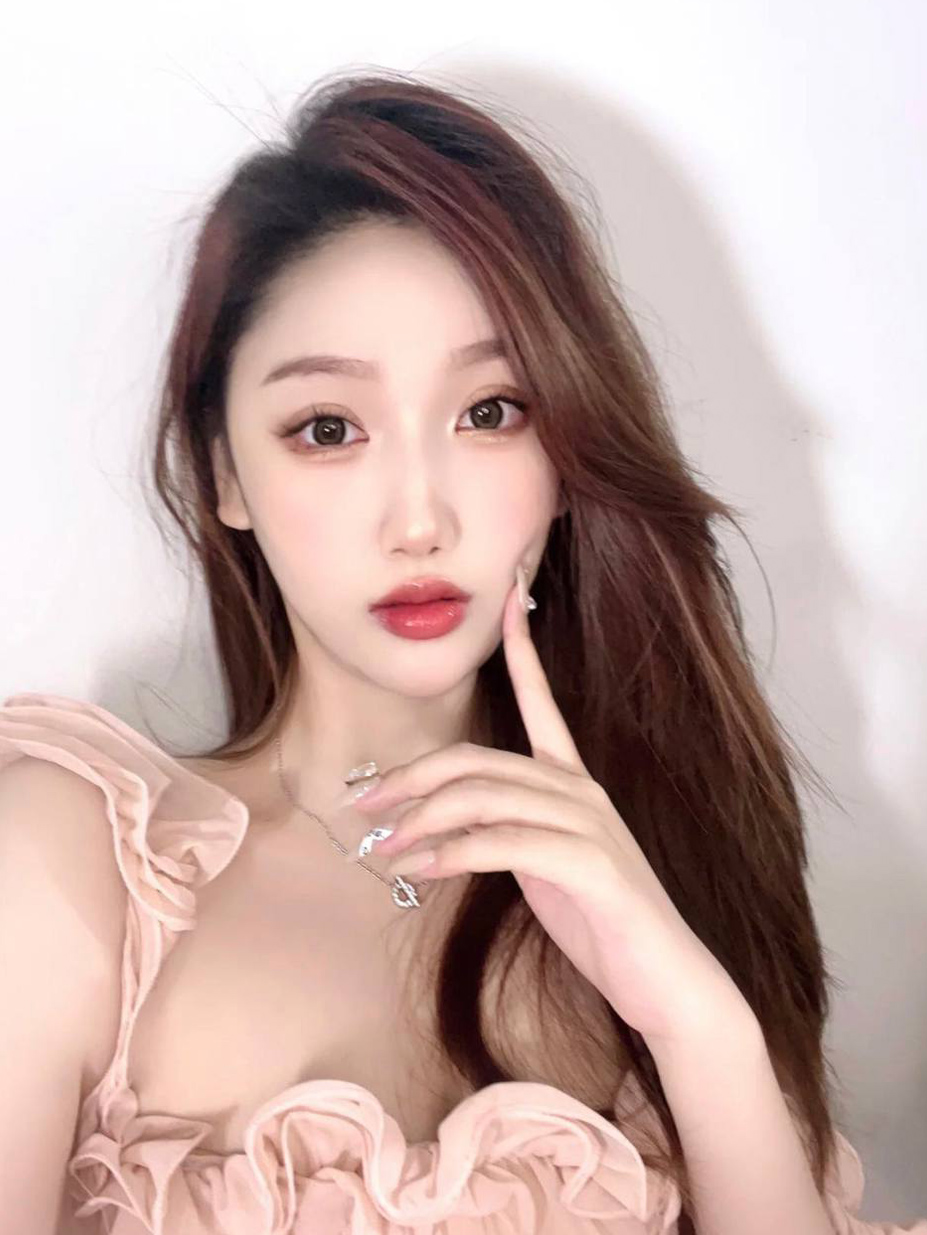 深圳救场女生，深圳私密约会，商务陪同