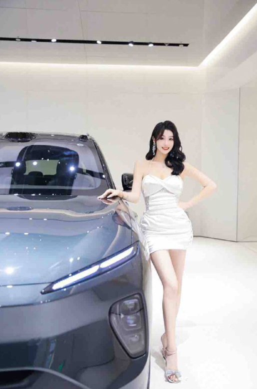 深圳外围价格，深圳商务模特，外围情人bxc是什么意思