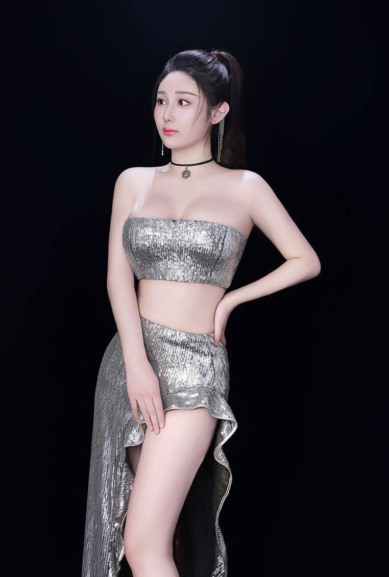 北京喝茶，北京九头身纯欲风御姐，在北京如何扩大异性社交圈