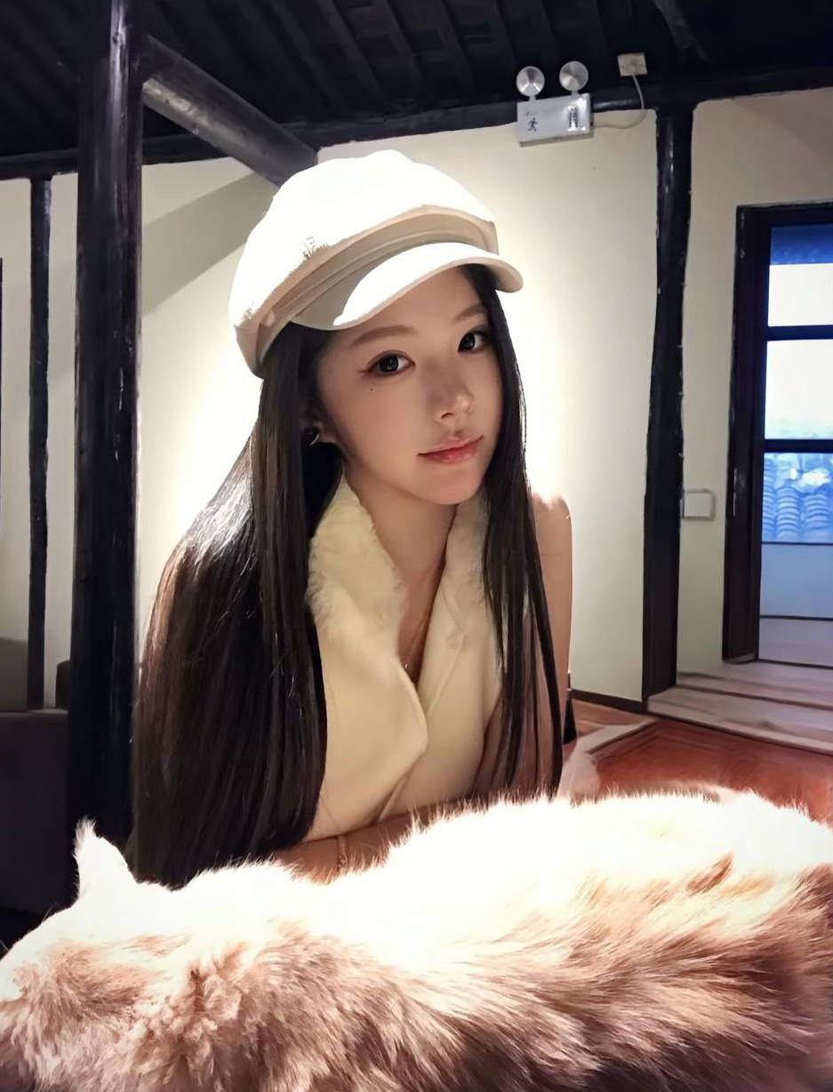 上海新鲜大学生妹，短期社交，出差期间社交