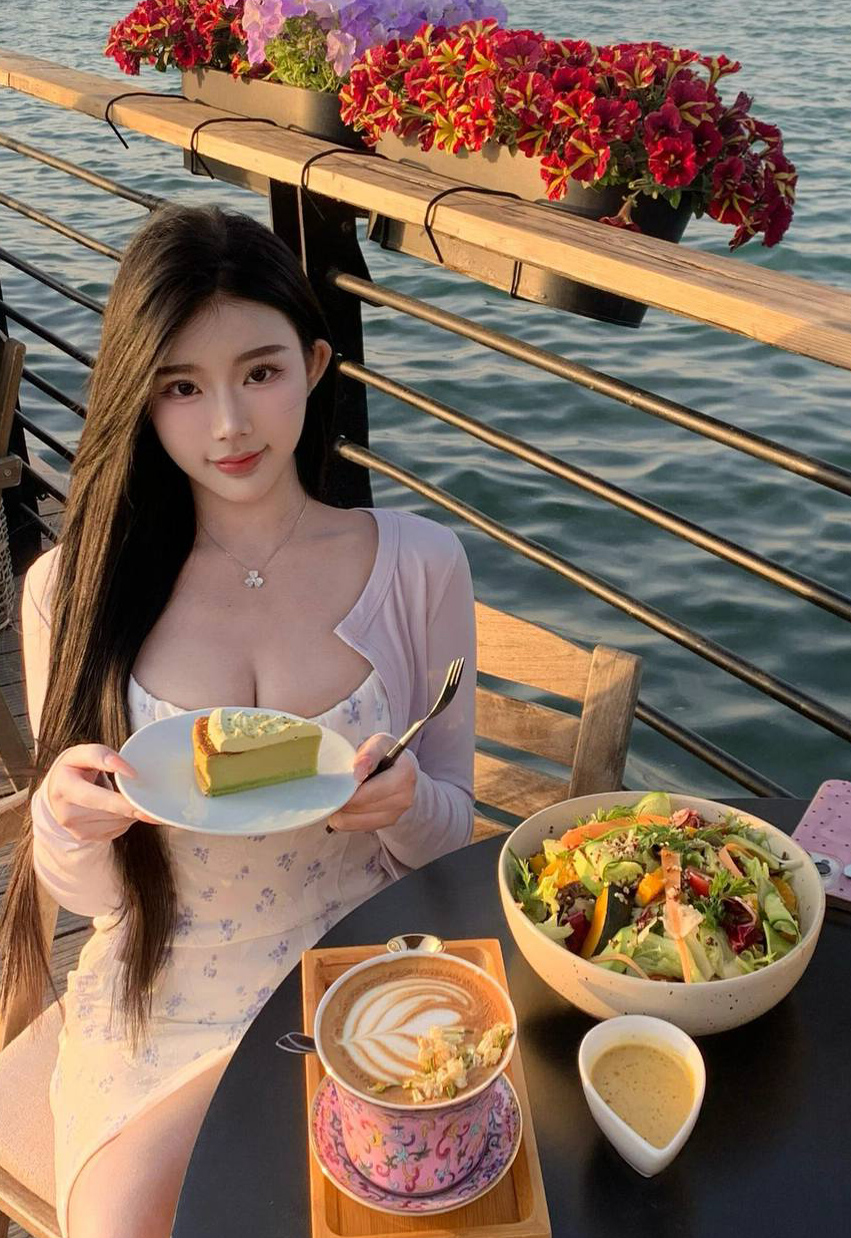 上海大气体面高端陪伴，上海大学生，上海外围经纪人