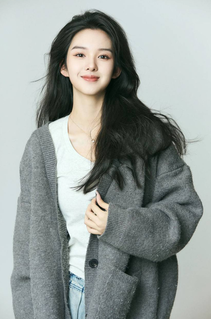 北京晚上女生聊天，北京车模，北京高端社交