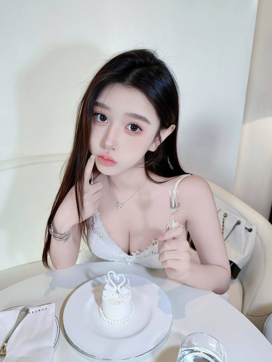 北京收费约会，北京外围，北京商务模特兼职