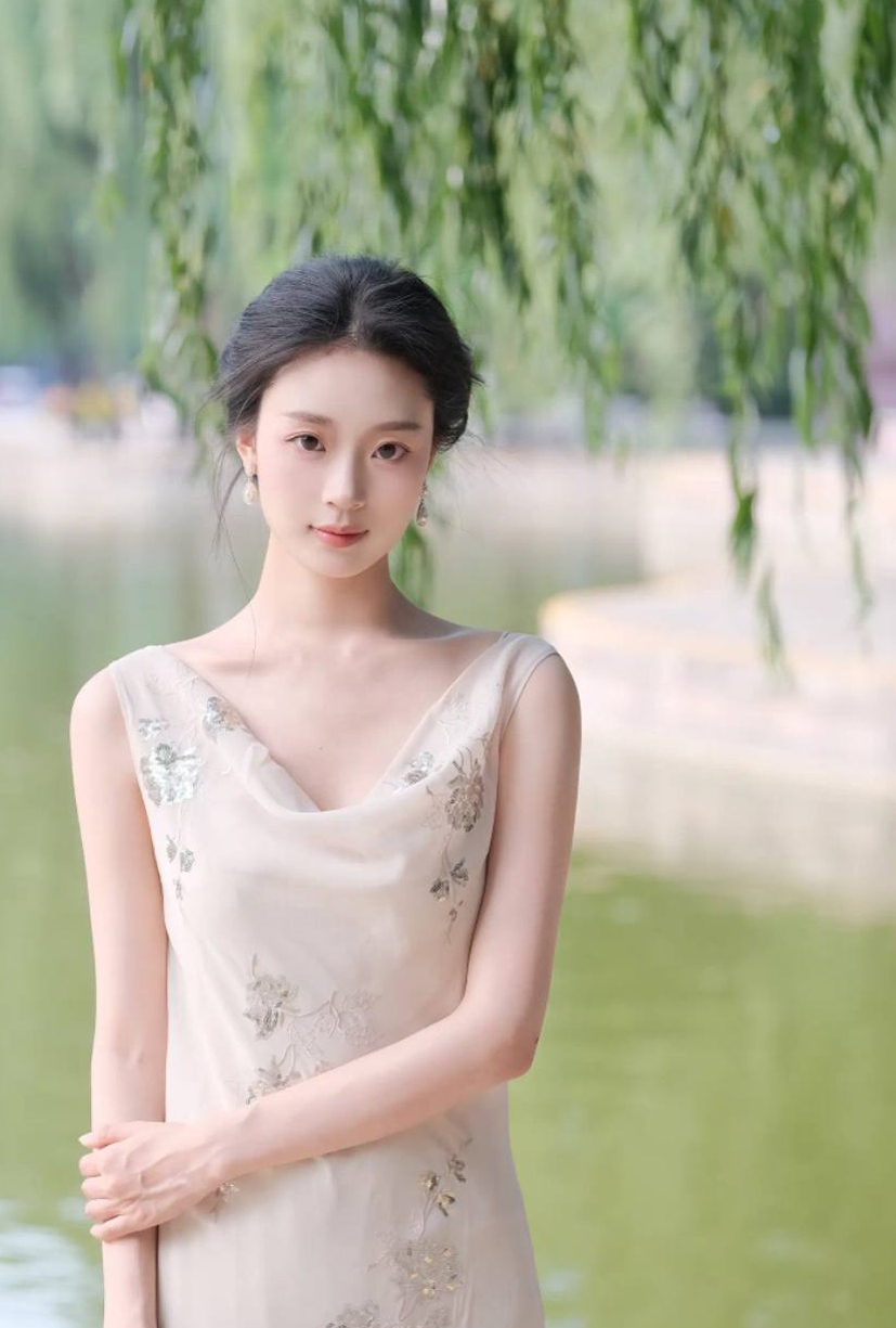 上海外籍，高端学姐，上海播音主持