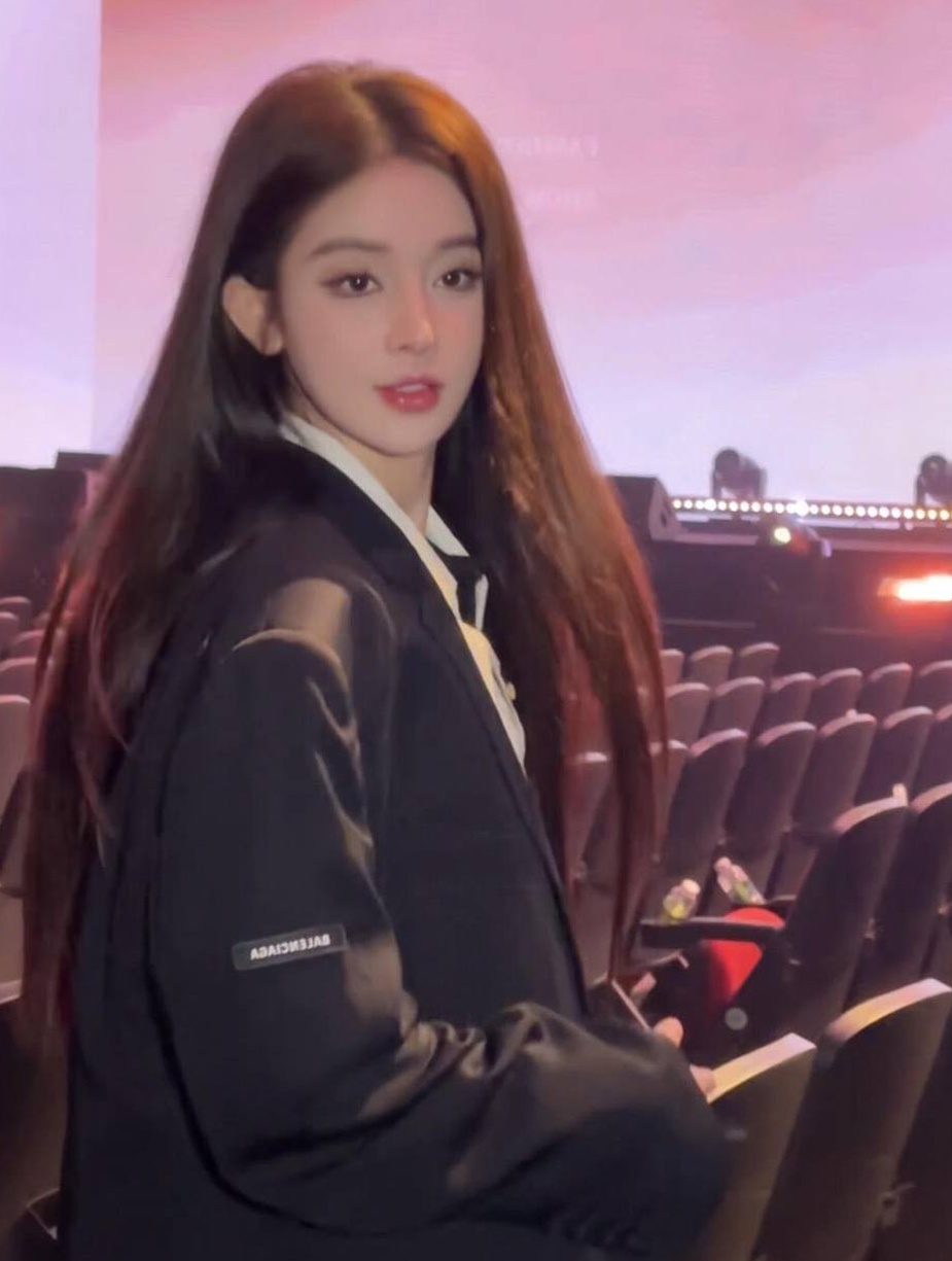 上海吃饭聊天朋友，外围女大圈和小圈，上海空降