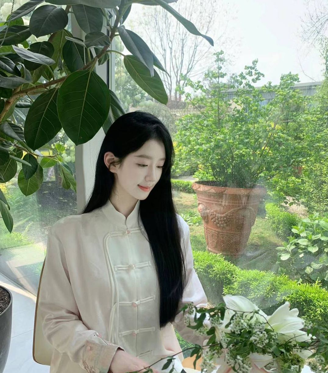 职业模特，上海高海拔冷艳大蜜，上海大学生