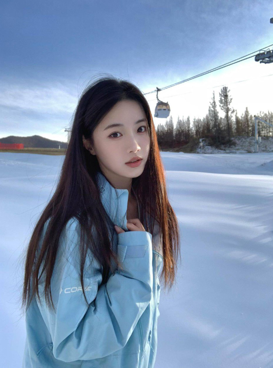 上海同城，上海情感陪伴，上海女性陪吃