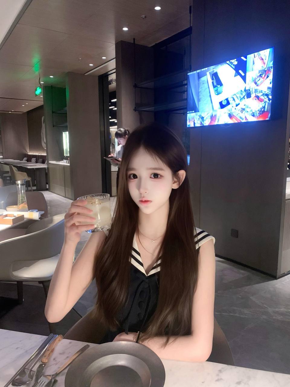 杭州线下社交，杭州外围价格，杭州新鲜大学生妹