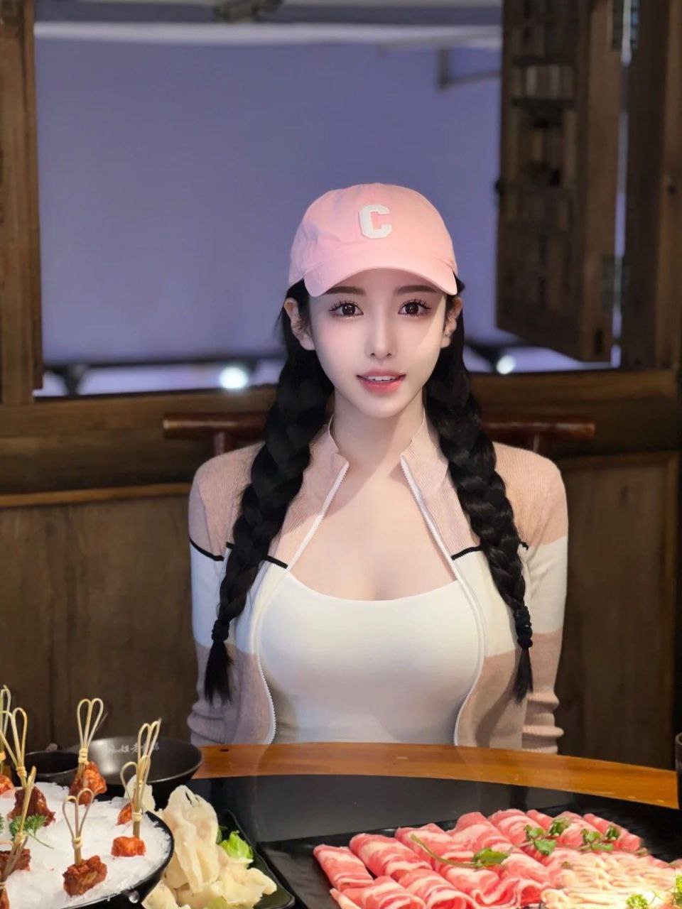 香港性感老师兼职，外围女大圈和小圈，香港租女友