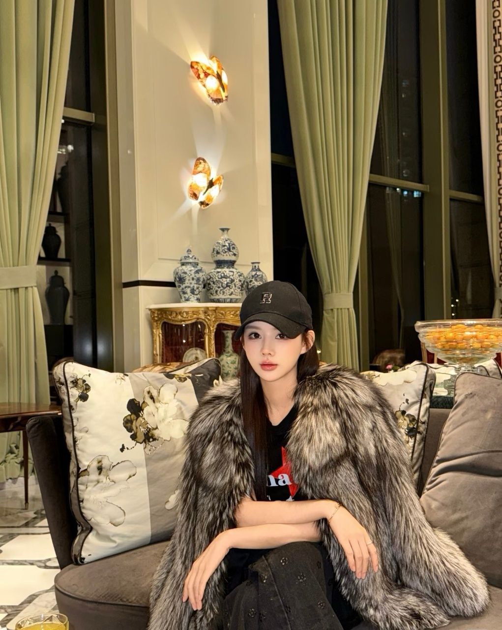 香港社交局，香港女生客服兼职，职业模特