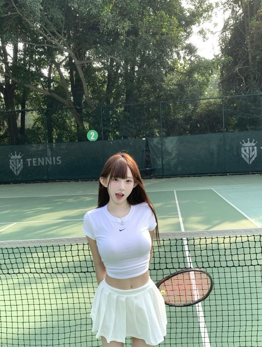 香港清纯学姐，香港交友圈子，香港出差同城交友