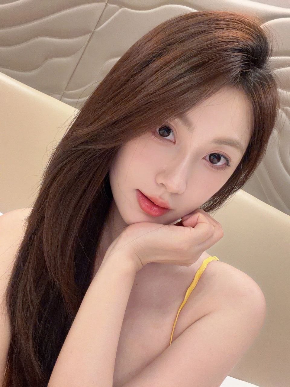 新加坡高品质约啪，新加坡写作女生，新加坡外围圈外