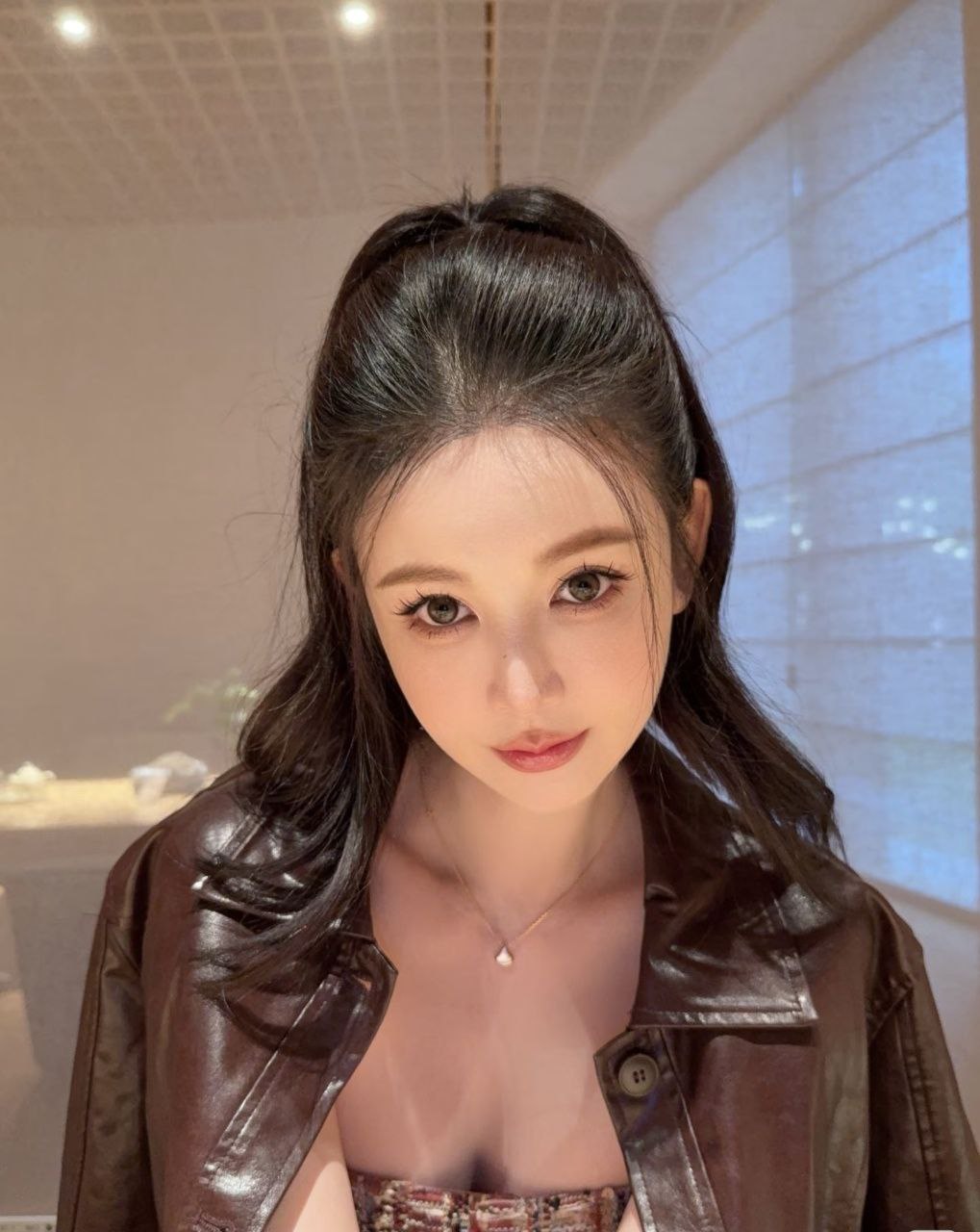 新加坡吃饭聊天，新加坡外围，高端交友