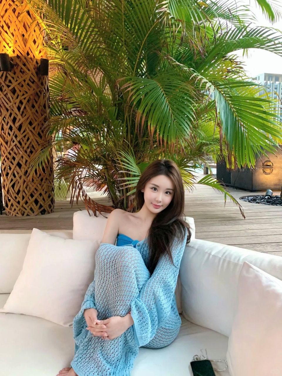 新加坡九头身纯欲风御姐，精神需求，新加坡线上社交