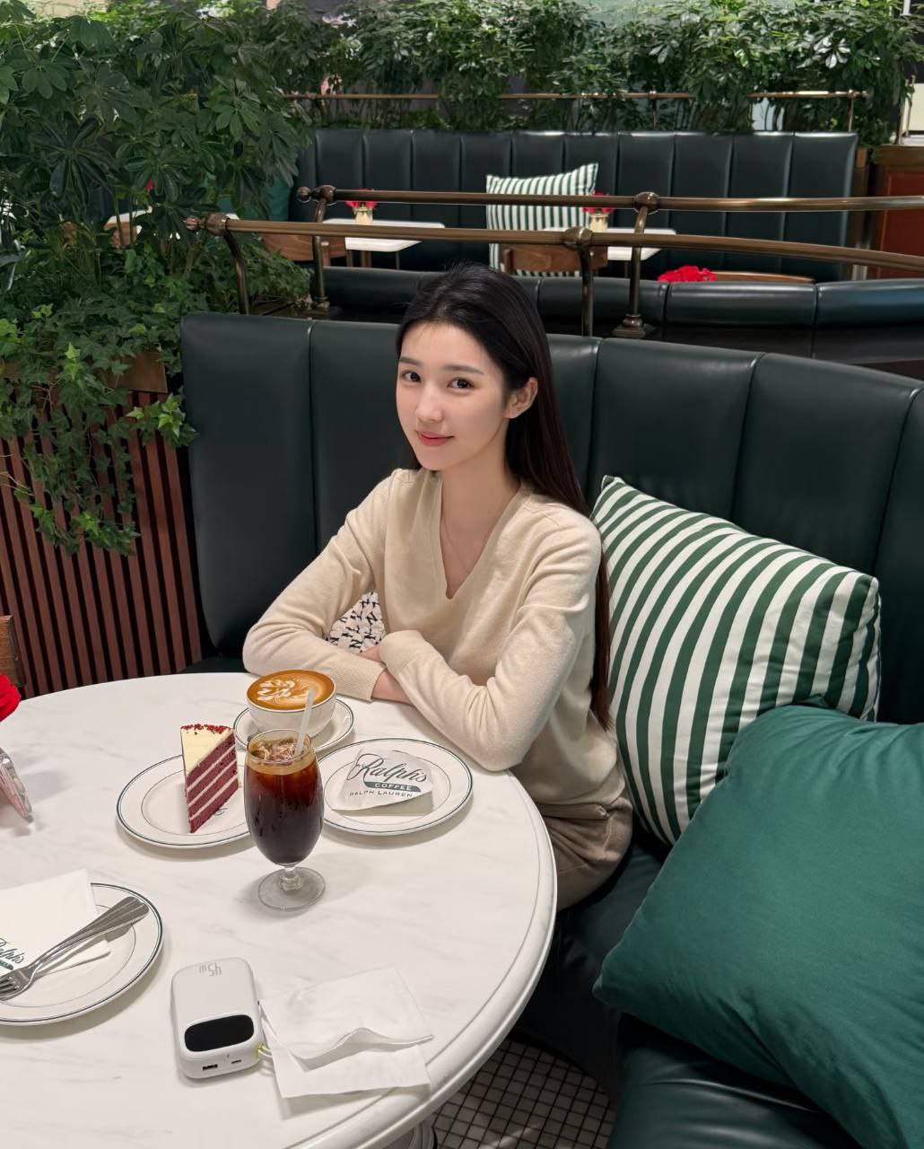 新加坡九头身纯欲风御姐，新加坡高端伴游，新加坡新人新加坡