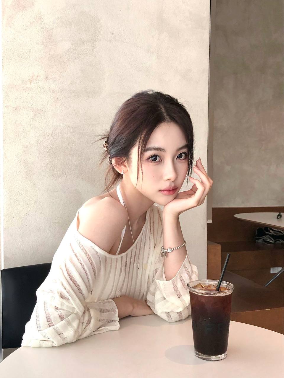 出差同城交友，新加坡辣妹兼职，新加坡双语翻译