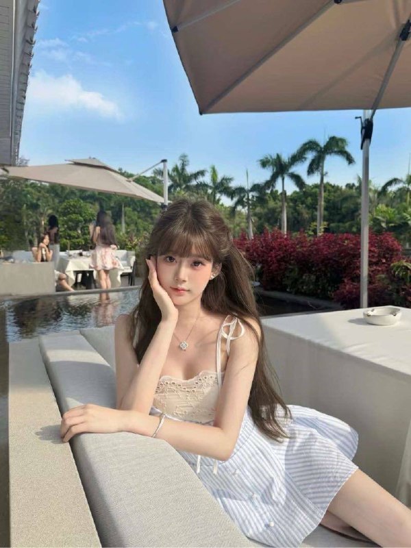 新加坡吃饭聊天，新加坡情感支持，外围为什么叫外围