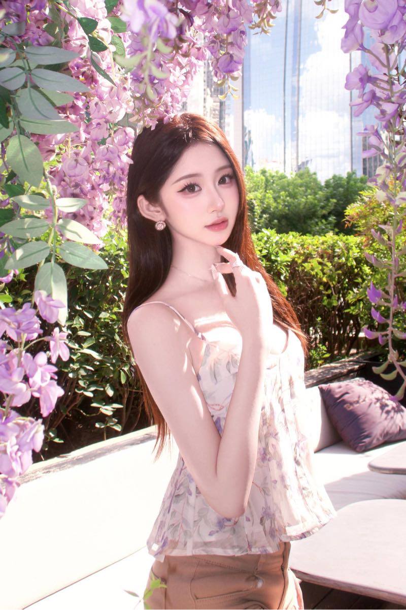 新加坡外围价格，新加坡外围模特，新加坡吃饭聊天