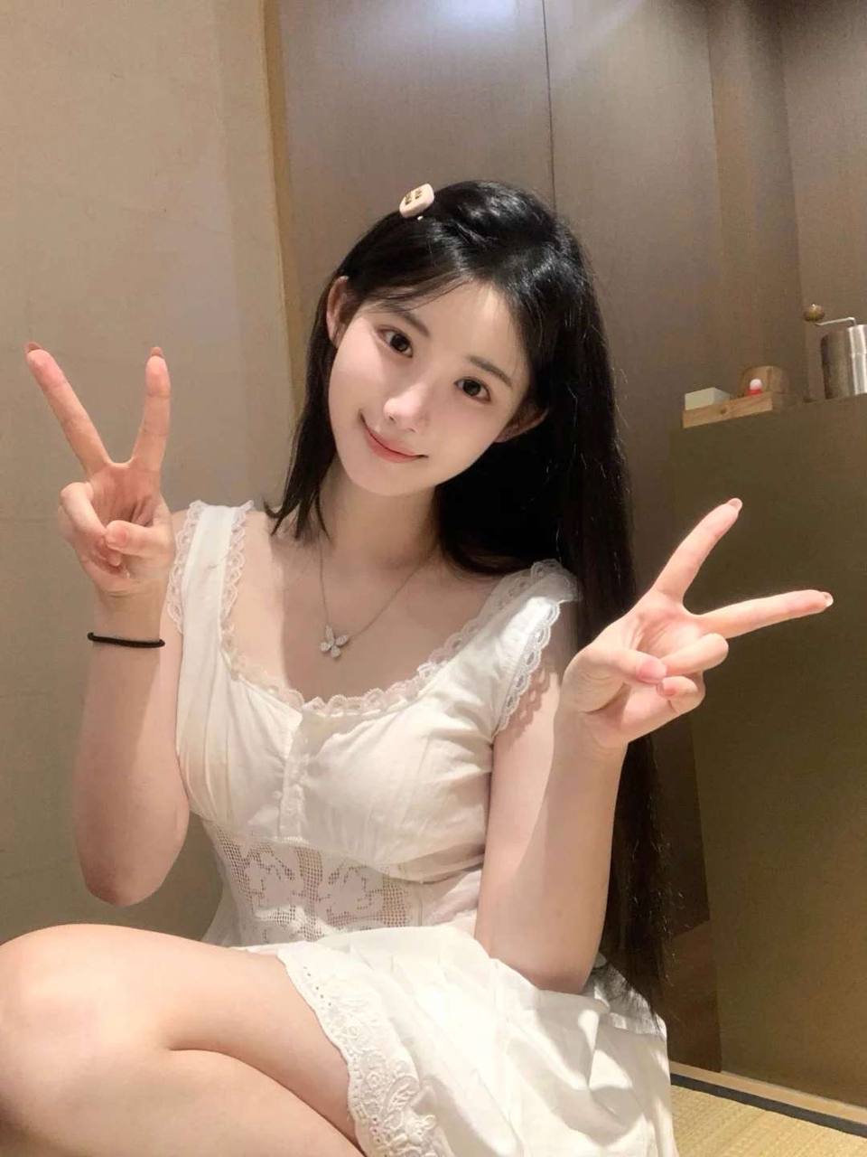 新加坡脚模，怎么约新加坡网红美女，新加坡健身女生