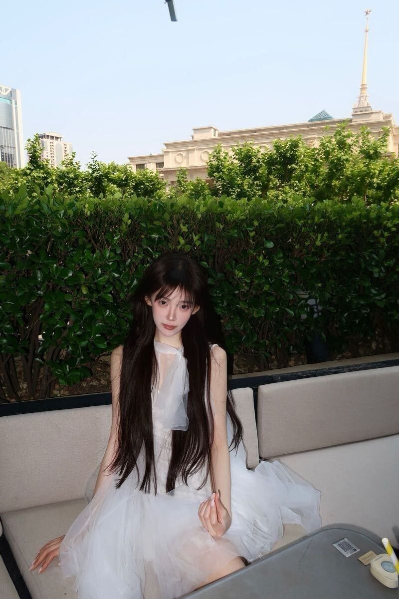 上海外围一般多少钱，本地社交，上海线上找女生