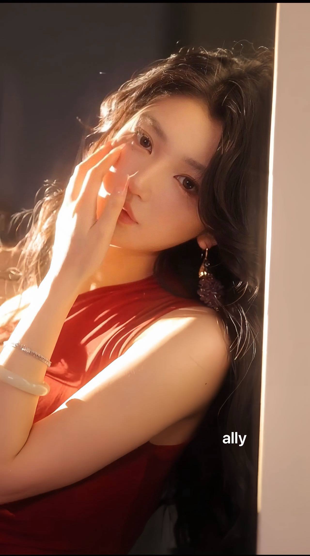 上海同城交友，上海九头身纯欲风御姐，上海找大学生