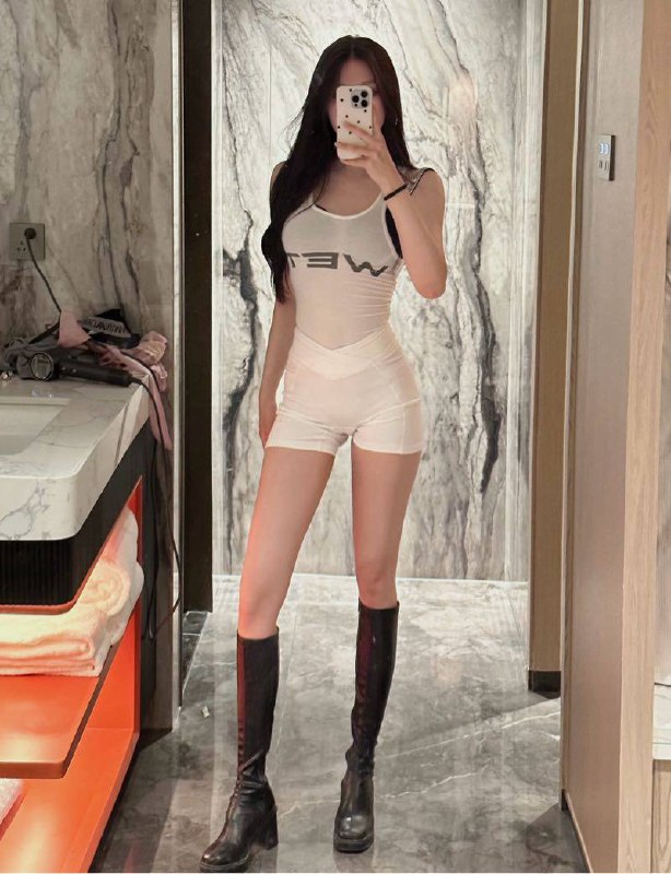 北京九头身纯欲风御姐，北京聊天交友，北京空姐