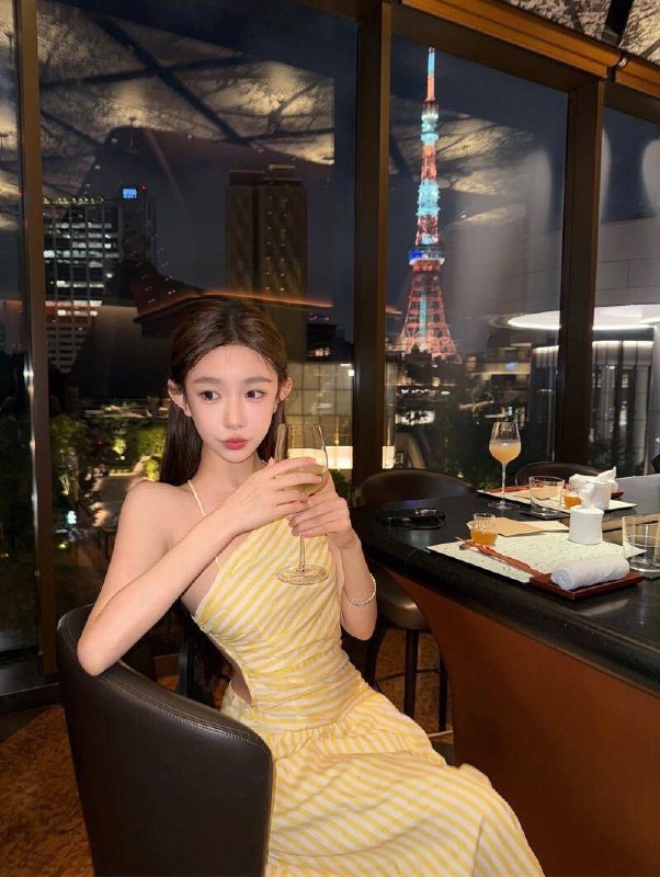 深圳外围价格，深圳95后交友，深圳出差交友