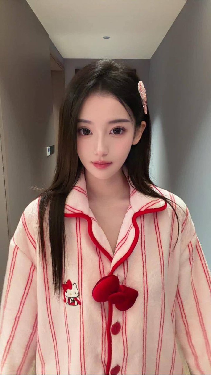 深圳找女生吃饭聊天，深圳高级白领，深圳同城