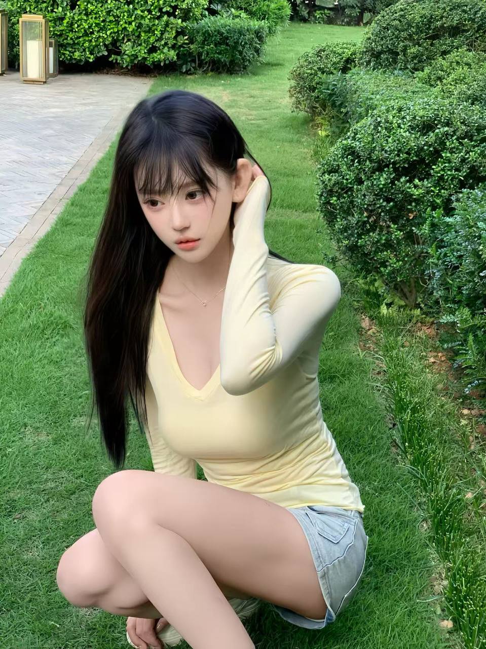 深圳高颜值女生，商务陪同，深圳内衣模特