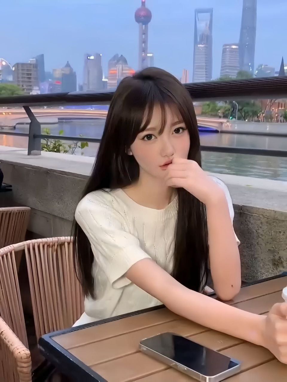 北京外围，北京聊天交友，北京名嫒