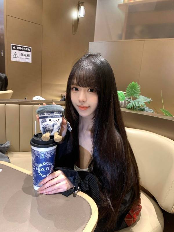 职业模特，上海约拍，上海异性互动