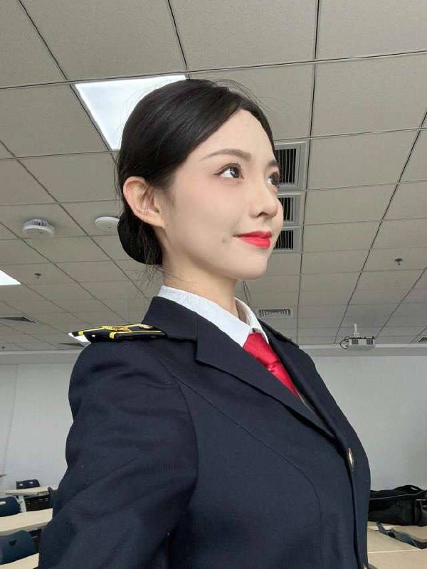 上海外围一般多少钱，上海空降，上海外围价格