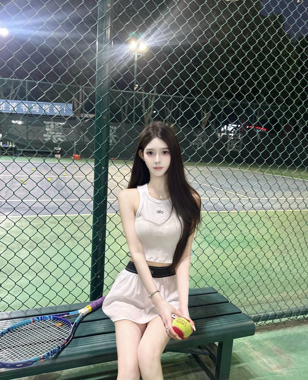 上海收费陪聊，上海高端社交，上海美女模特