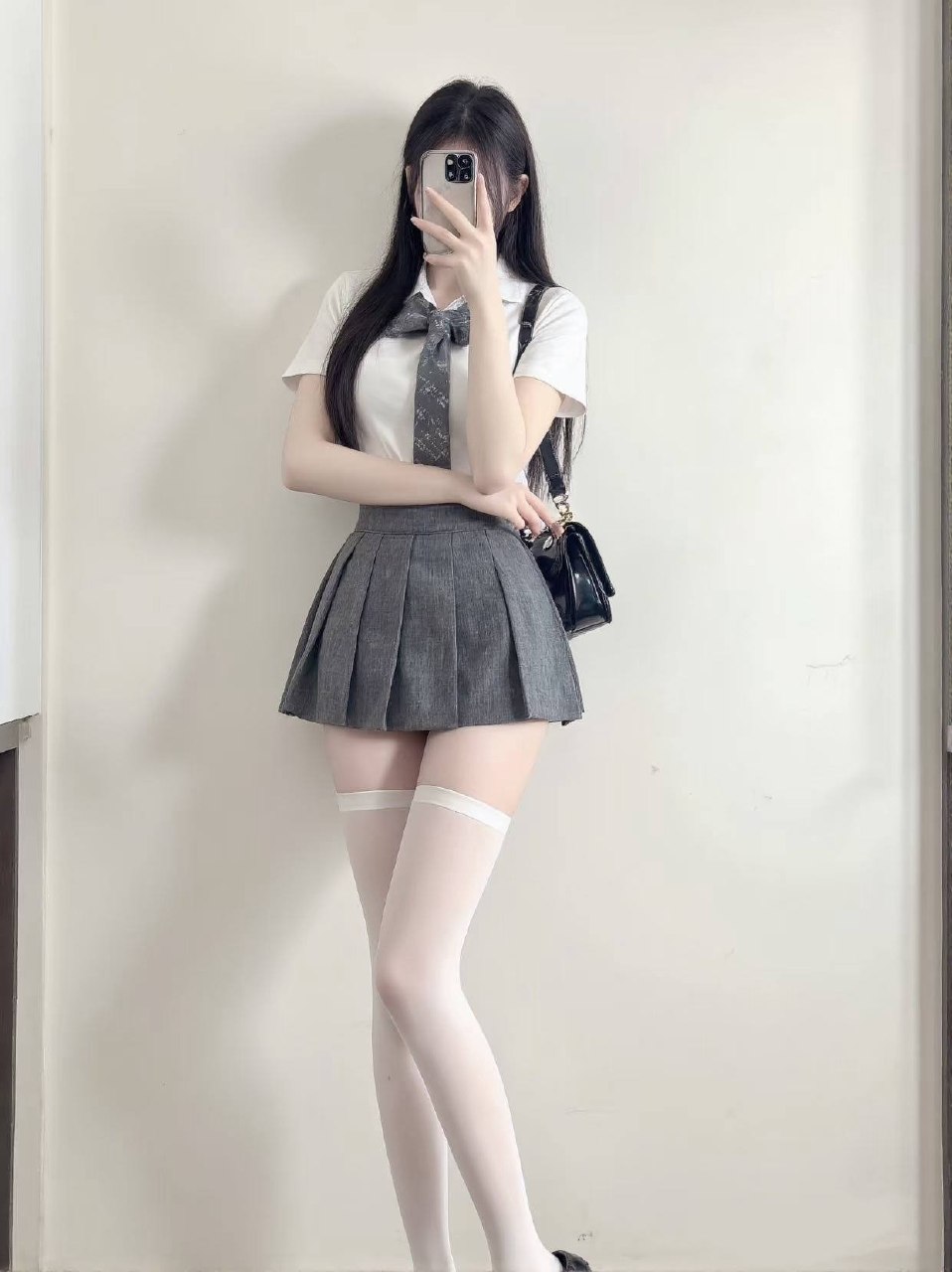 上海交友群，上海播音主持，上海附近的人