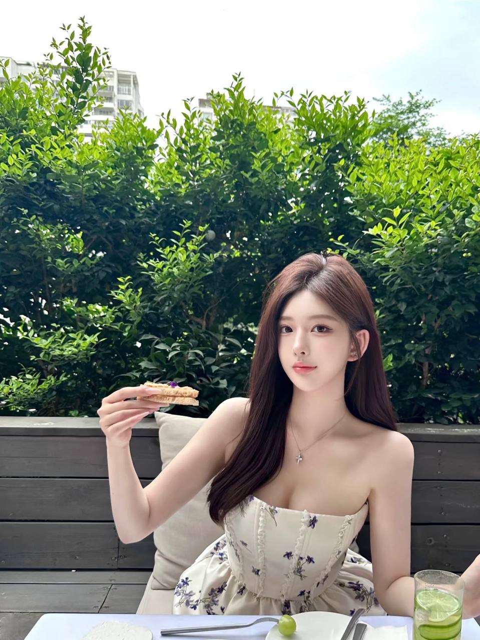 上海社交群，上海约甜美女生，上海性感主播兼职