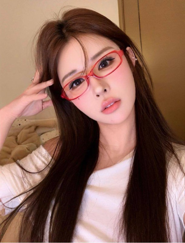 上海找女生吃饭聊天，上海周末活动，上海高海拔冷艳大蜜