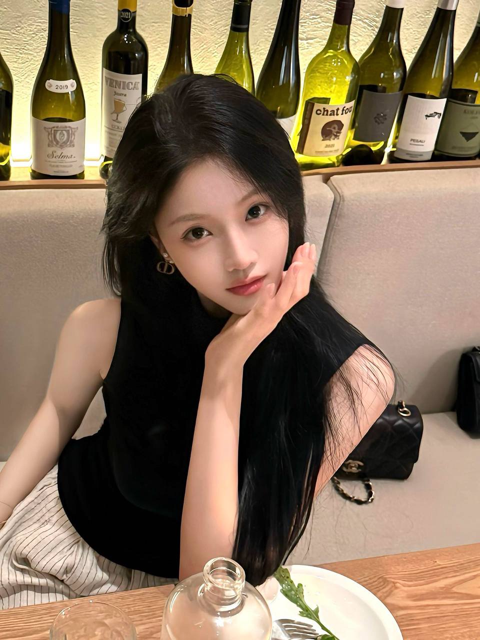 长沙外围，长沙线下交友，长沙学姐