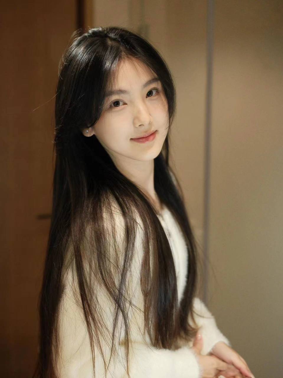 长沙反差女生，长沙外围腿模，长沙直接问预算